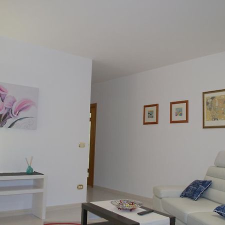 Casa Vacanze La Rocca Appartement Matera Buitenkant foto