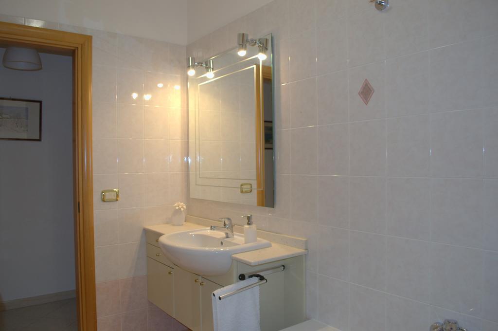 Casa Vacanze La Rocca Appartement Matera Buitenkant foto