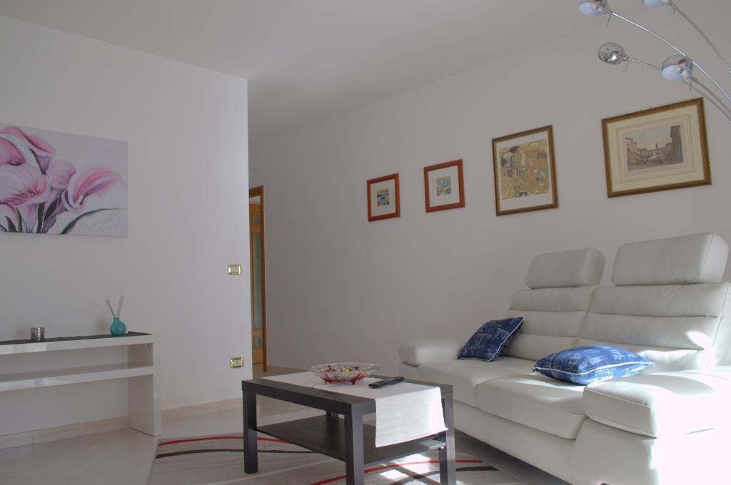 Casa Vacanze La Rocca Appartement Matera Kamer foto